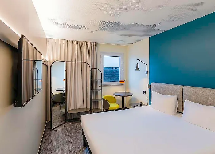 Ibis Paul Trois Chateaux