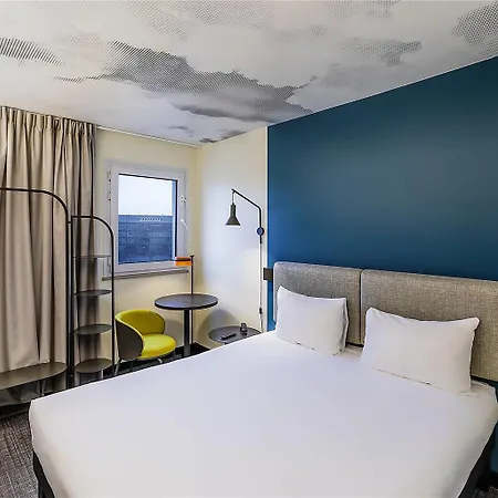 Ibis Paul Trois Chateaux *